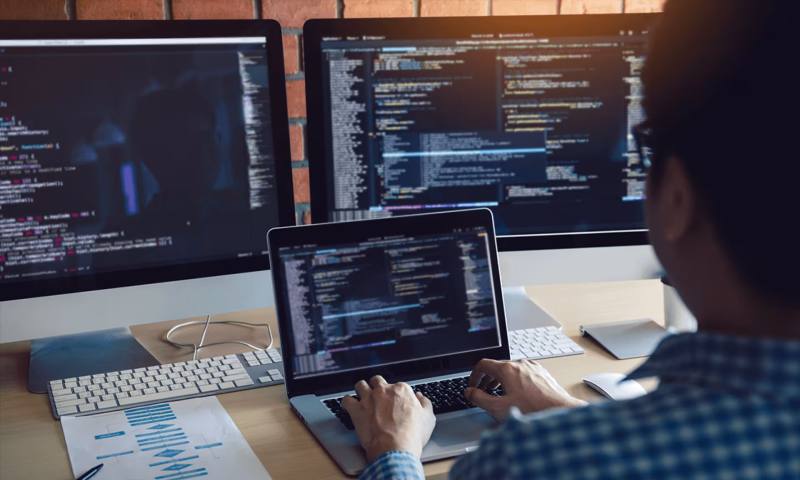 数据科学选型：R与Python如何赋能河北区网站建设？